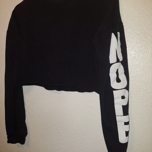 🎄SALE! Forever 21- Half Top, Sweater Design! - Picture 3 of 3